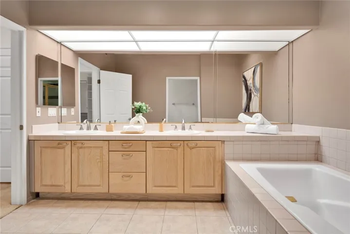 1800 Butler Avenue 104, Los Angeles, California 90025