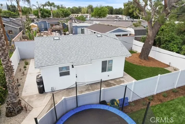 18924 Sylvan Street, Tarzana, California 91335
