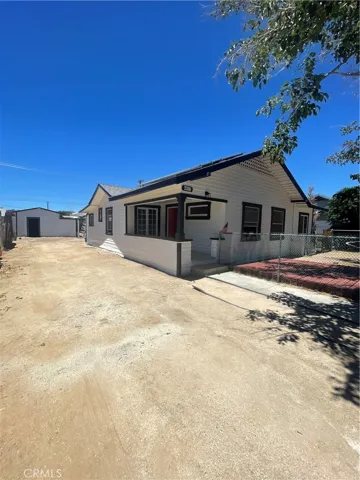 44627 Beech Ave, Lancaster, California 93534