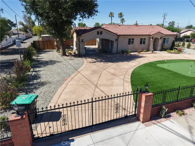 231 W 5th, Perris, California 92570