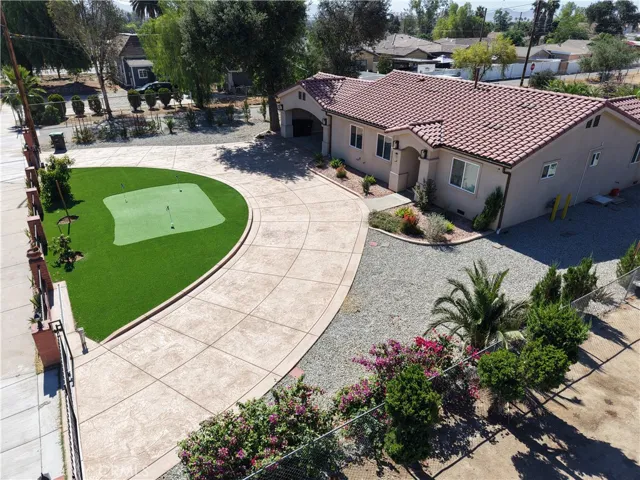231 W 5th, Perris, California 92570