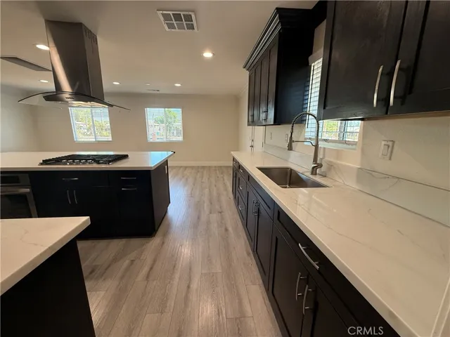 231 W 5th, Perris, California 92570
