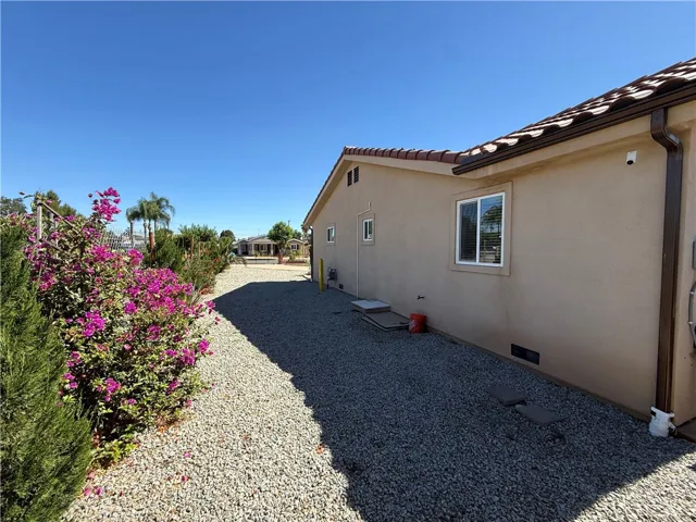 231 W 5th, Perris, California 92570