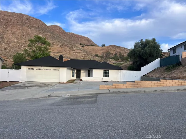 195 Masters, Riverside, California 92507