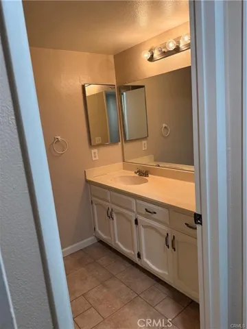 831 Via Mesa Verde, Riverside, California 92507