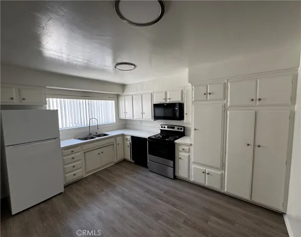475 E Cypress 300, Redlands, California 92373