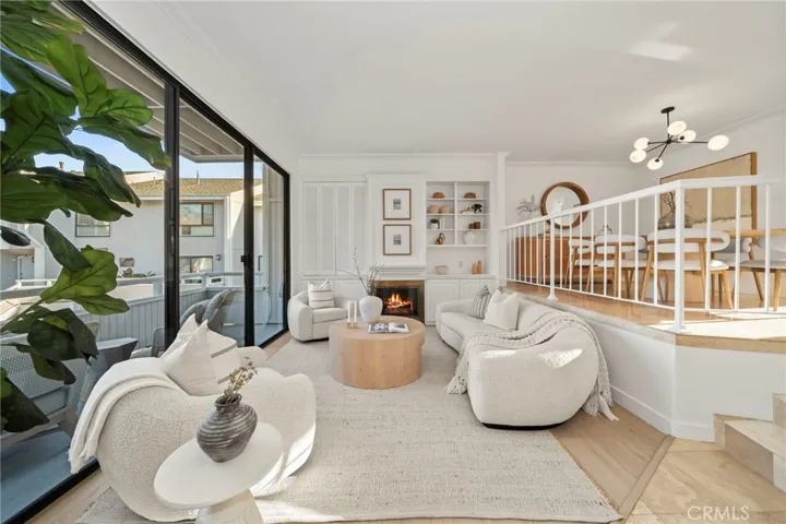 19 Swift Court, Newport Beach, California 92663