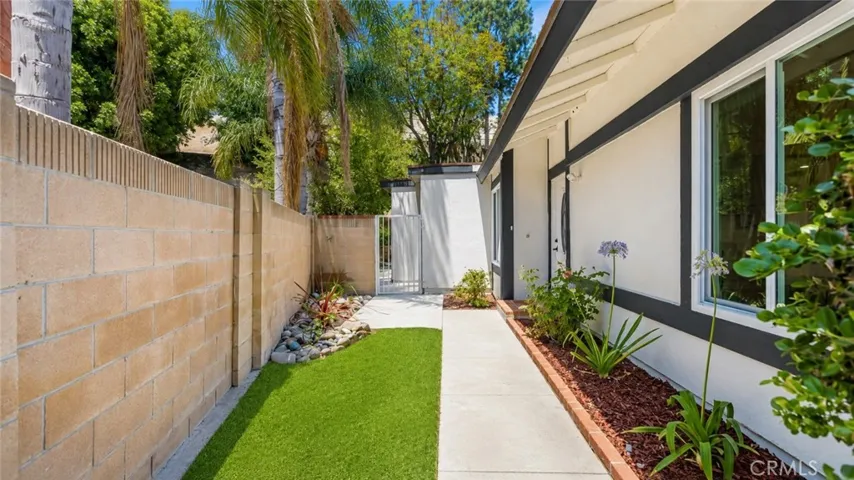 1290 N Mosswood Dr, Anaheim, California 92807