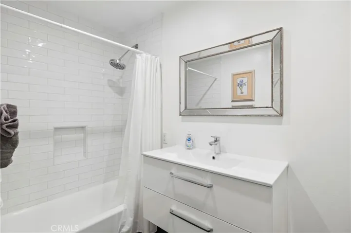 618 Acacia, Corona Del Mar, California 92625