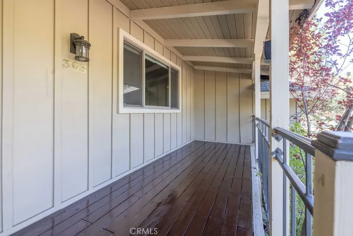 303 Wren Drive, Big Bear Lake, California 92315