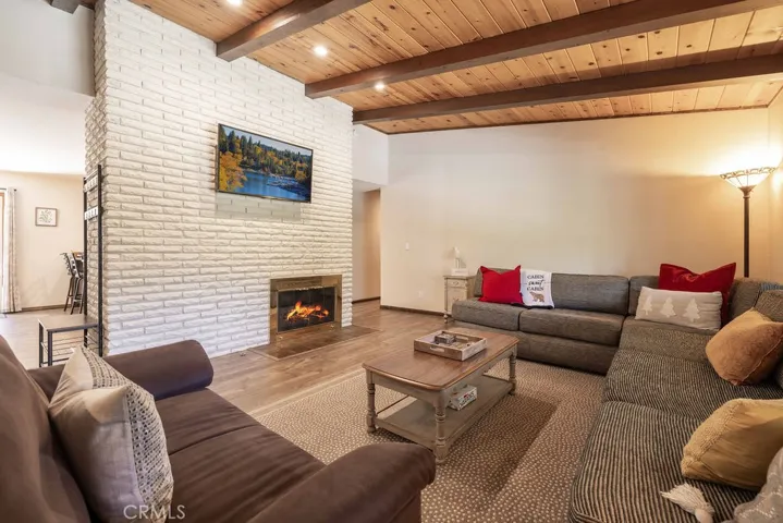 303 Wren Drive, Big Bear Lake, California 92315