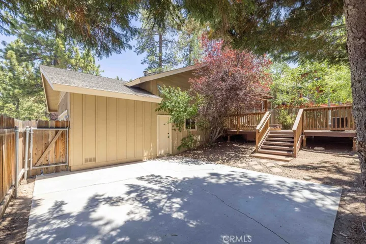 303 Wren Drive, Big Bear Lake, California 92315