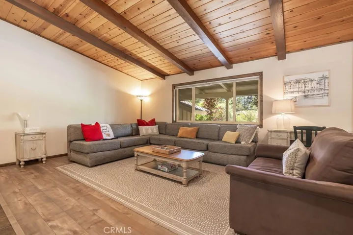 303 Wren Drive, Big Bear Lake, California 92315