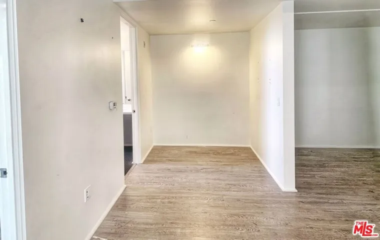 1038 S Mariposa Avenue 01, Los Angeles, California 90006