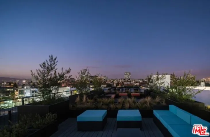 1038 S Mariposa Avenue 01, Los Angeles, California 90006