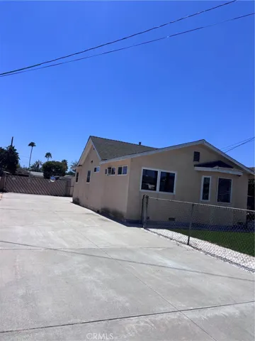 546 E 220th, Carson, California 90745