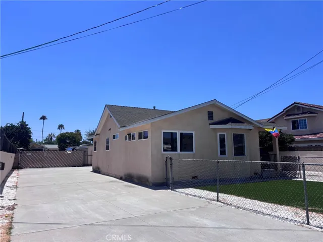 546 E 220th, Carson, California 90745