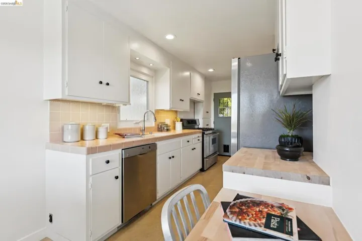 4050 Norton Ave, Oakland, California 94602