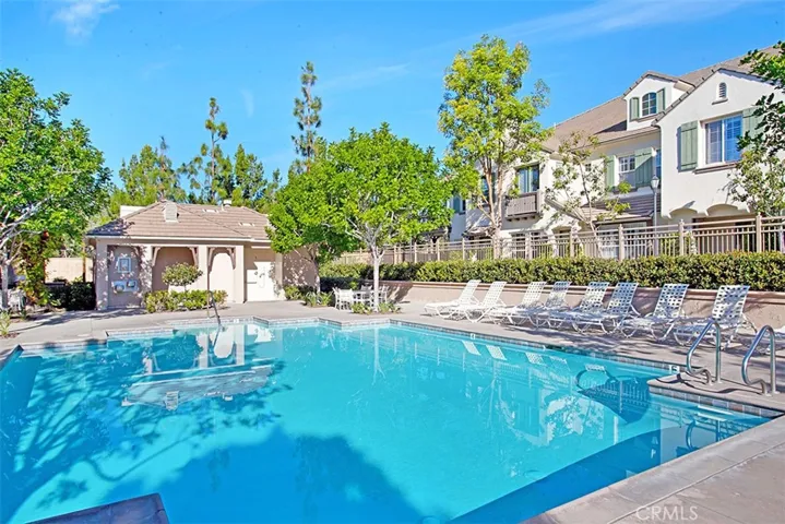 20 Leucadia, Irvine, California 92602
