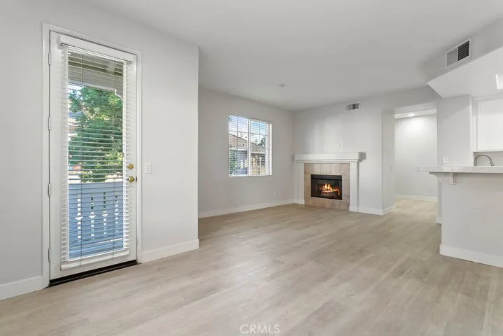 20 Leucadia, Irvine, California 92602