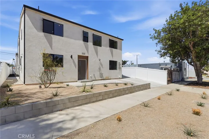 1507 W 83rd Street, Los Angeles, California 90047