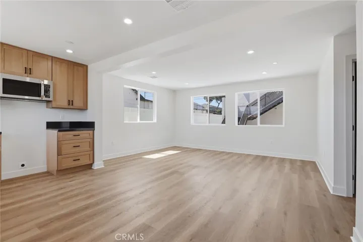 1507 W 83rd Street, Los Angeles, California 90047