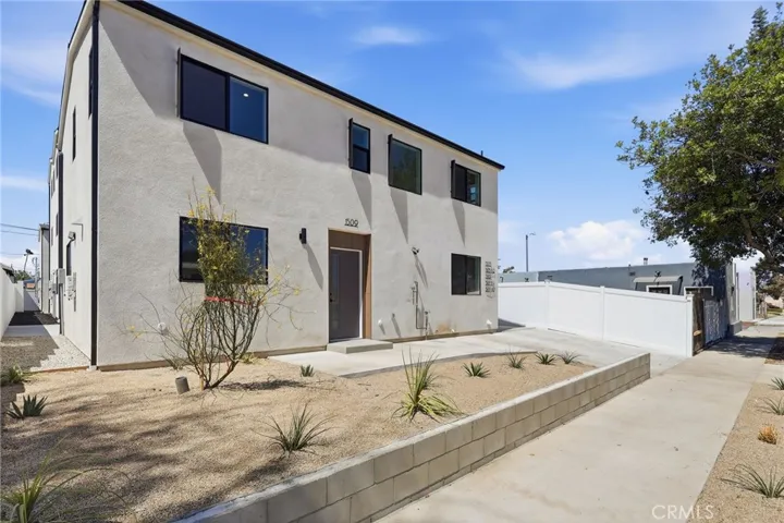 1507 W 83rd Street, Los Angeles, California 90047