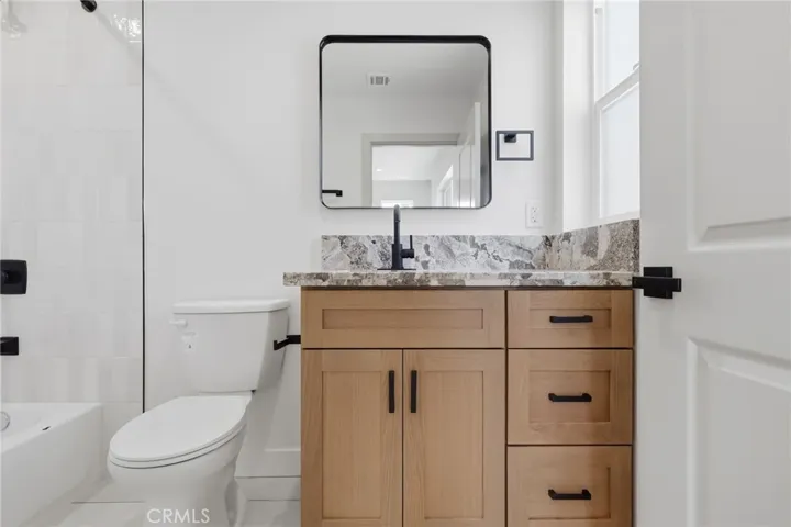 1507 W 83rd Street, Los Angeles, California 90047