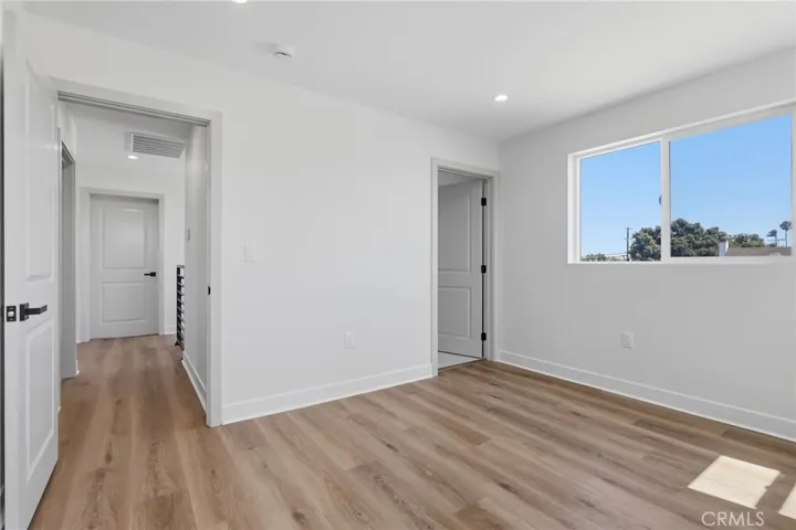 1507 W 83rd Street, Los Angeles, California 90047