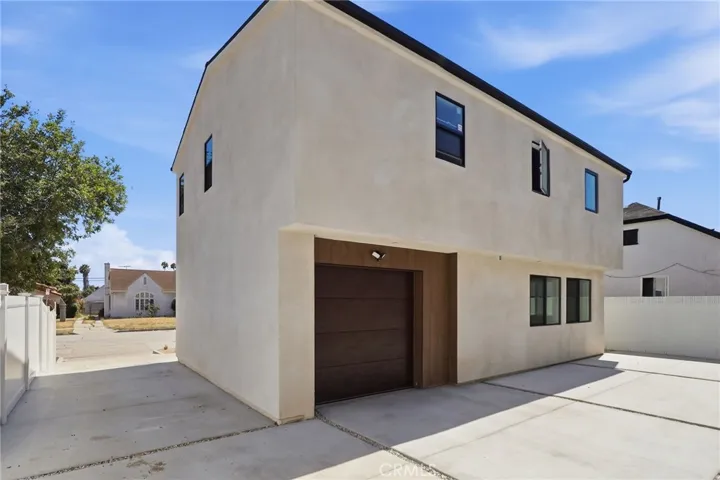 1507 W 83rd Street, Los Angeles, California 90047