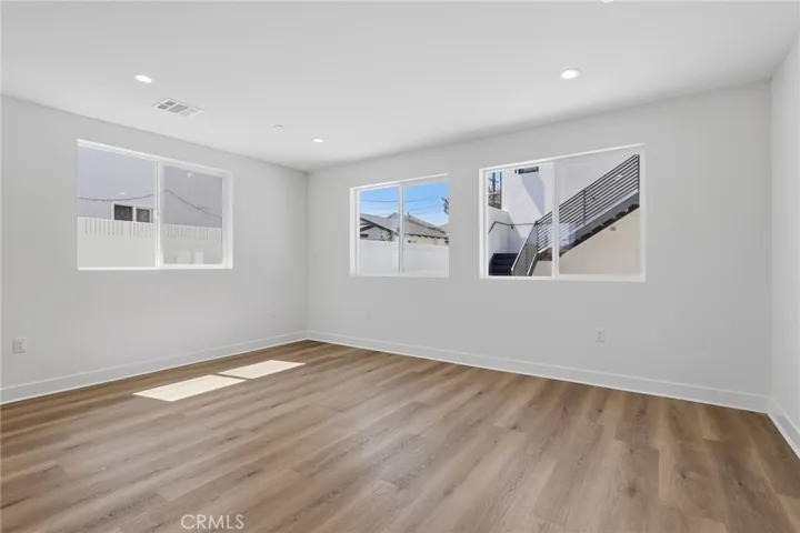 1507 W 83rd Street, Los Angeles, California 90047