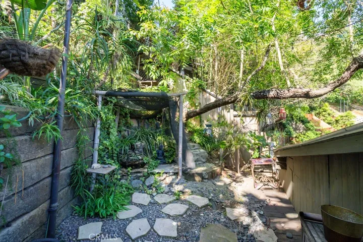 8869 Lookout Mountain Ave, Los Angeles, California 90046