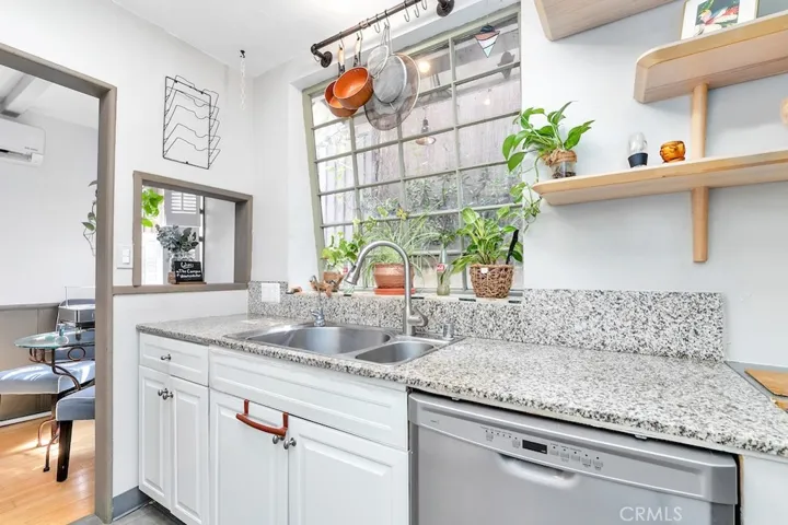 8869 Lookout Mountain Ave, Los Angeles, California 90046