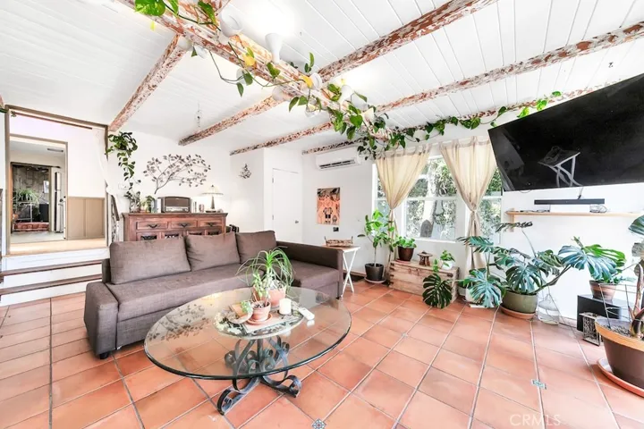 8869 Lookout Mountain Ave, Los Angeles, California 90046