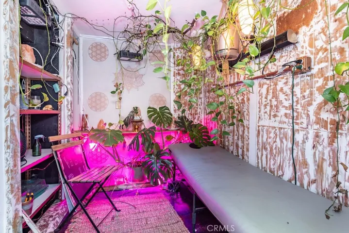 8869 Lookout Mountain Ave, Los Angeles, California 90046