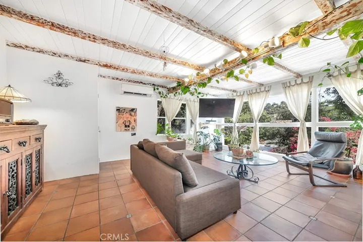 8869 Lookout Mountain Ave, Los Angeles, California 90046