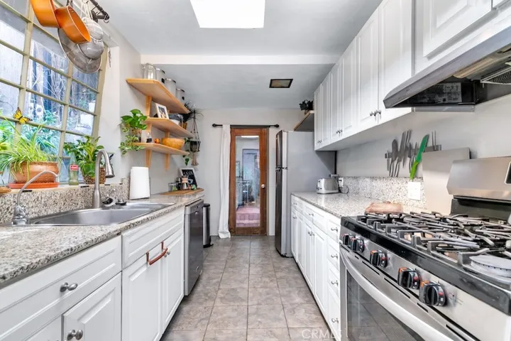 8869 Lookout Mountain Ave, Los Angeles, California 90046