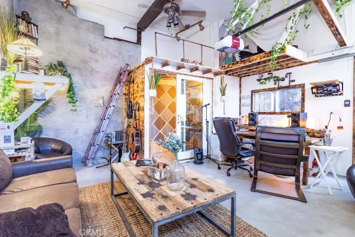8869 Lookout Mountain Ave, Los Angeles, California 90046