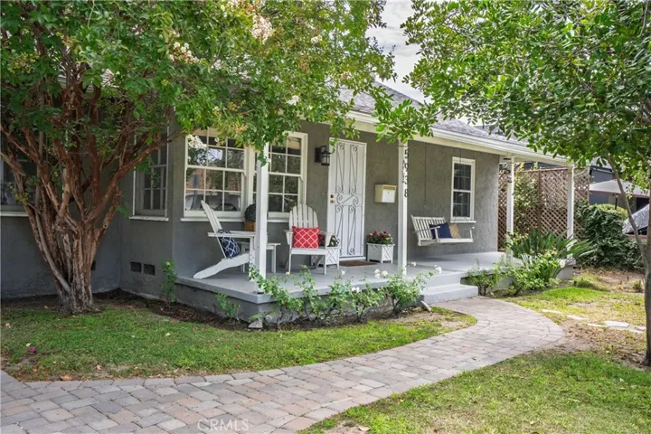 5938 Simpson Ave, Valley Village, California 91607