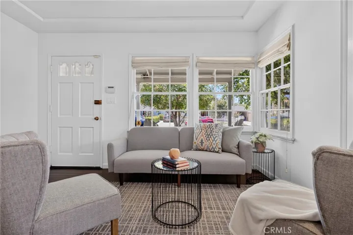 5938 Simpson Ave, Valley Village, California 91607