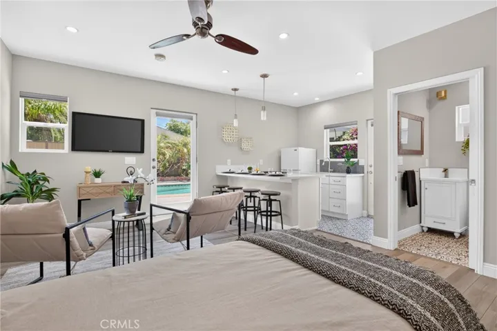 5938 Simpson Ave, Valley Village, California 91607