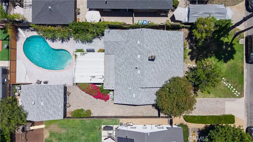 5938 Simpson Ave, Valley Village, California 91607