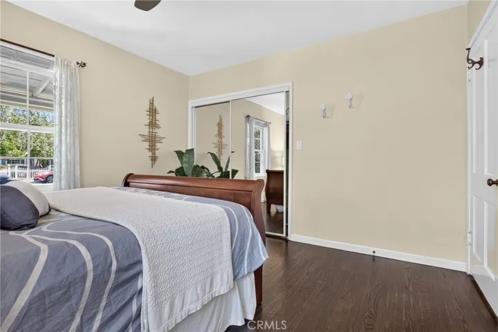 5938 Simpson Ave, Valley Village, California 91607