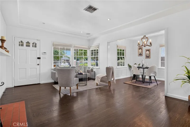 5938 Simpson Ave, Valley Village, California 91607