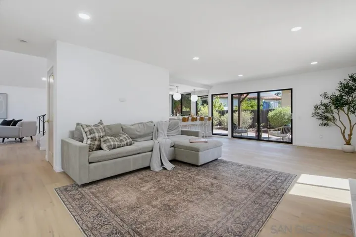 14885 Priscilla, San Diego, California 92129