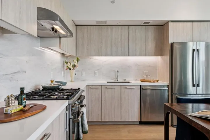188 W Saint James Street 10409, San Jose, California 95110