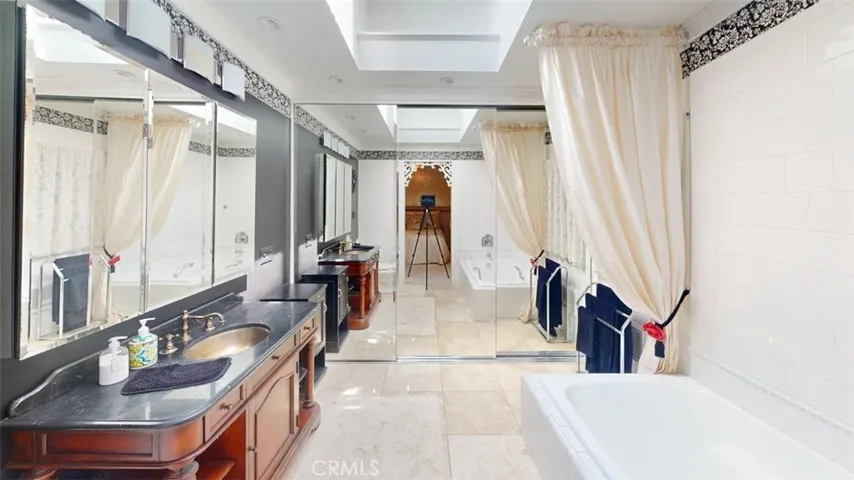23 Vista Del Golfo, Long Beach, California 90803