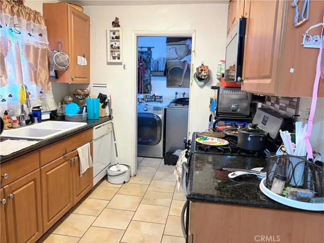 20146 Cohasset Street 5, Winnetka, California 91306