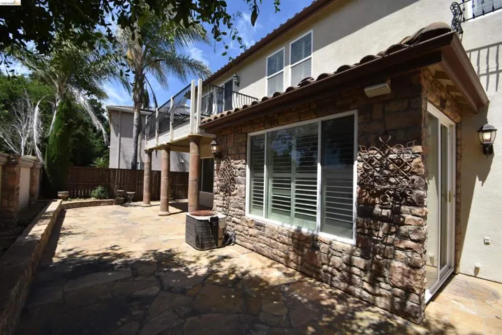 5548 Cortina Ln, Stockton, California 95219