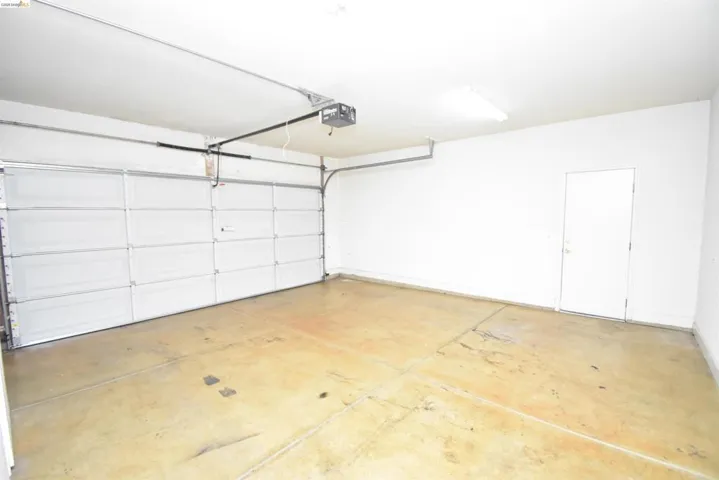 5548 Cortina Ln, Stockton, California 95219